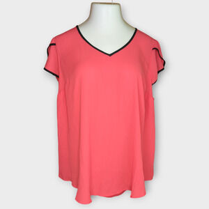 TORRID Coral V-neck Career Short Sleeve Blouse Black Trim 2X Plus